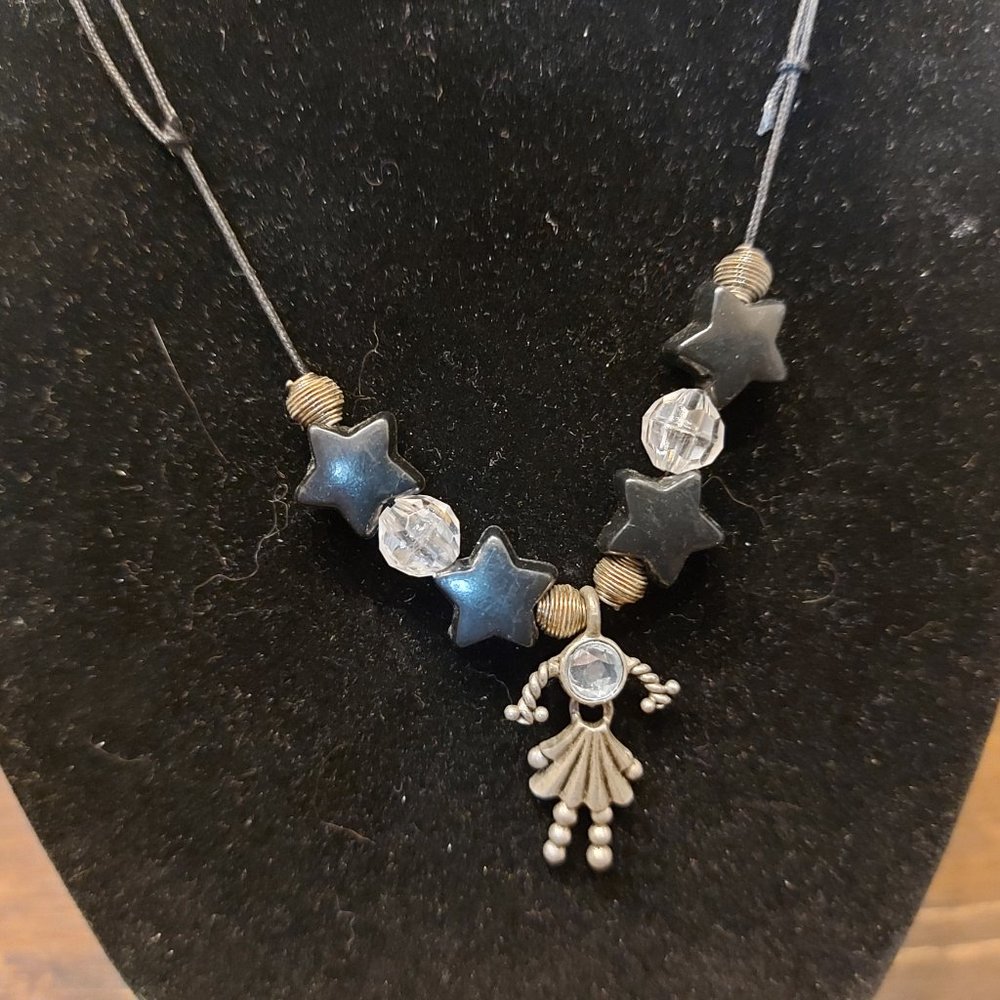 💍 3/$10 💍 Vintage Children's Handmade Necklace